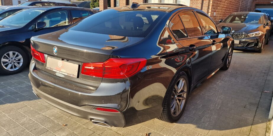 BMW 530e I Performance 2019 / 90.000km M pack Full