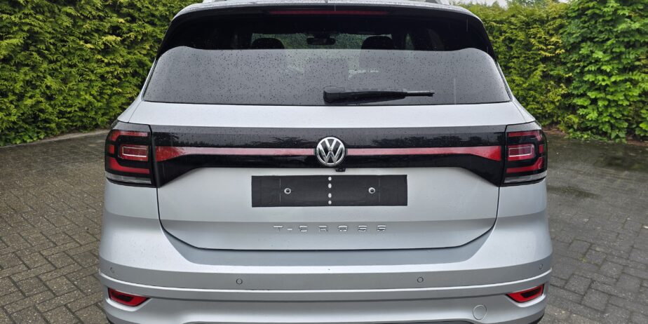 VW T-Cross R Line Automaat / Slechts 18.000km!