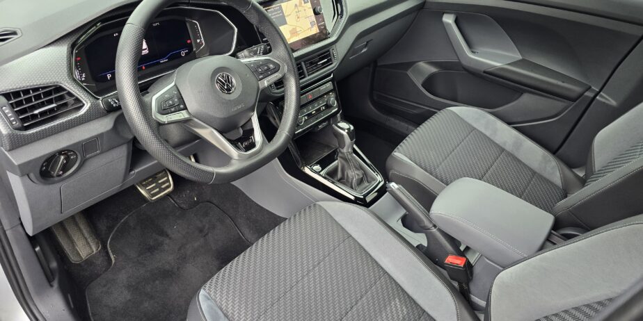 VW T-Cross R Line Automaat / Slechts 18.000km!